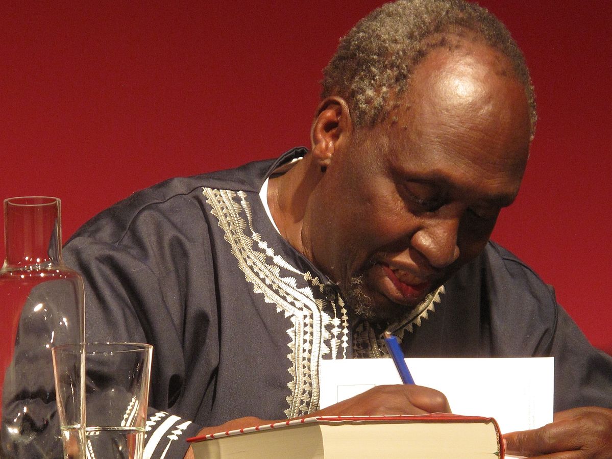 Littérature africaine - Ngugi wa Thiongʼo - Photo de Lesekreis (domaine public)