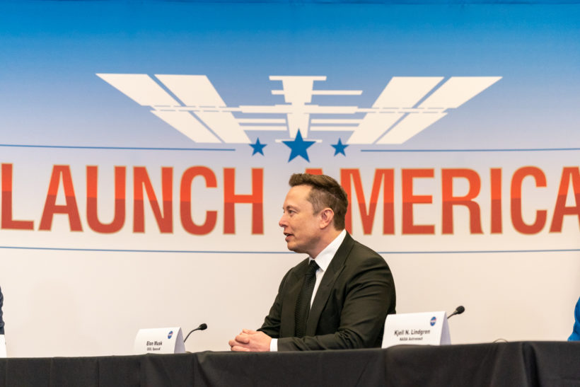 Elon Musk, itinéraire d’un entrepreneur visionnaire ️
