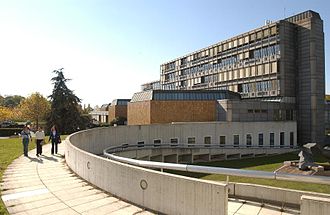 330px-University-of-lausanne-internef