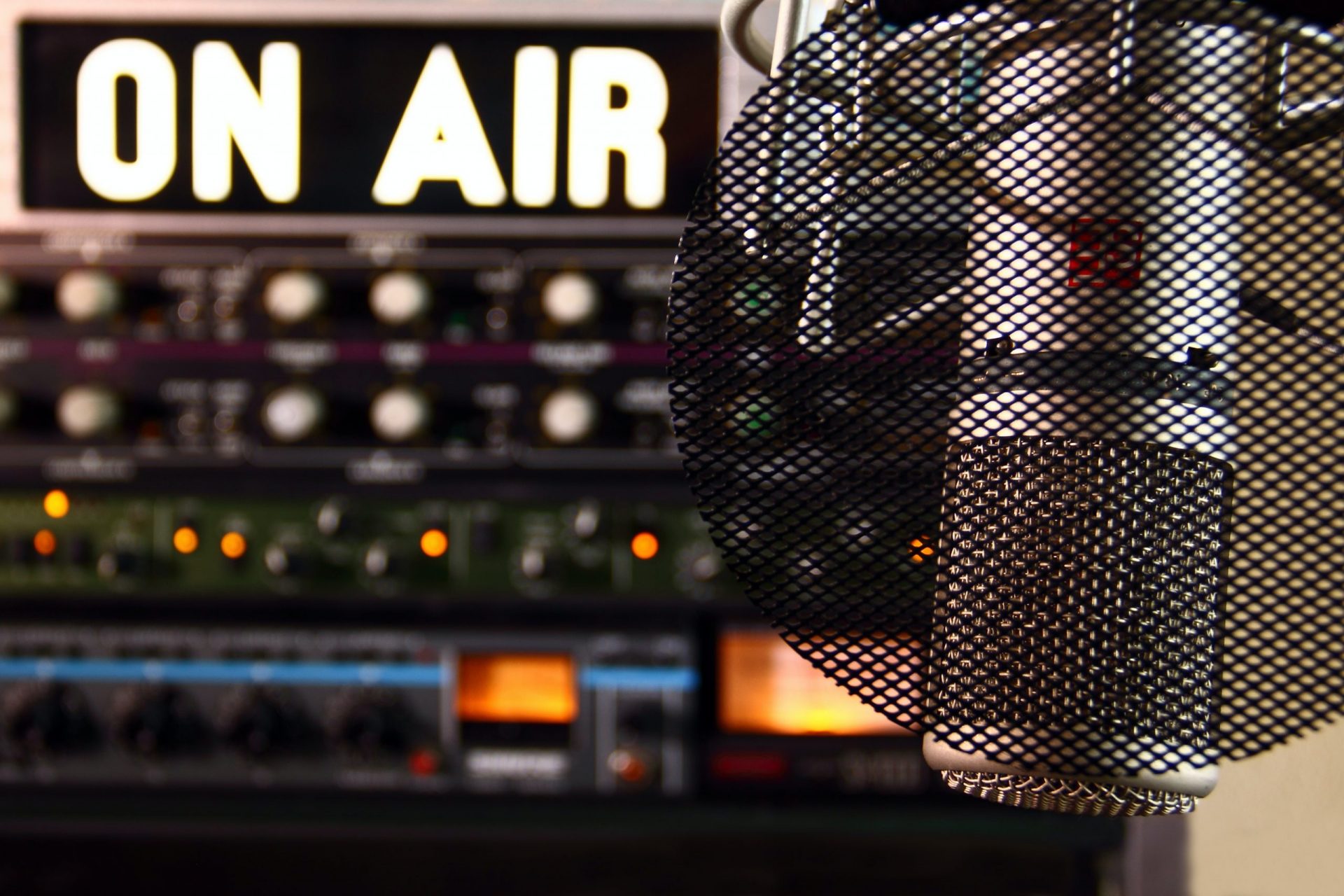 devenir présentateur radio