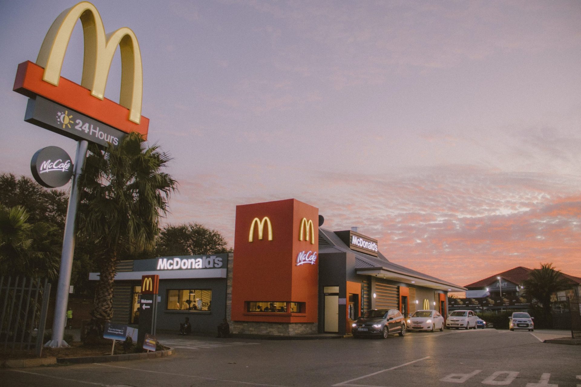 Travailler chez McDo quand on est étudiant : un bon plan ? 