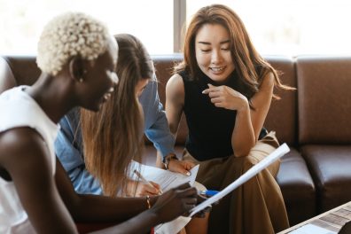 Contrat d’engagement jeunes (CEJ) : comment ça marche ? 