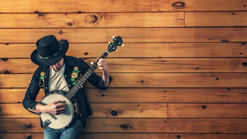 Personne qui joue du banjo