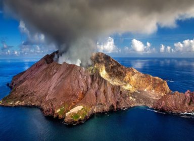 Découvre tout ce qu’il y a à savoir sur les volcans ! 