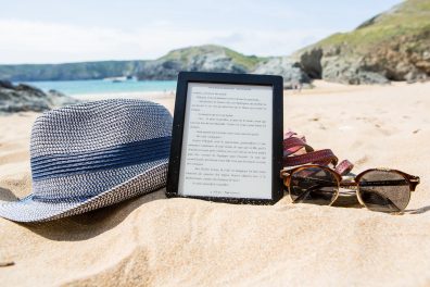 Comédie, horreur, fantasy… découvre 9 livres à lire pendant les vacances pour apprendre et s’évader !  