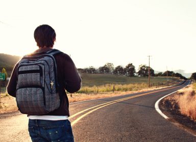 Ose partir à l’aventure pas chère avec le backpacking !  