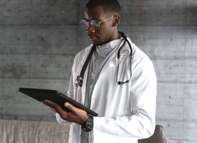Comment changer de médecin traitant ? ​🩺​