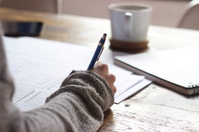 Rédiger une lettre de motivation pour un stage de 3ème ⌨️