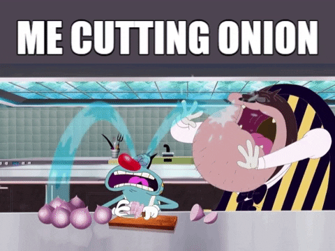 Oggy pleure en coupant des oignons.