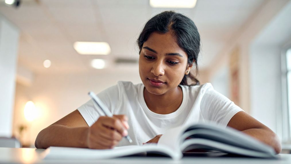 Comment réviser efficacement ses partiels pendant les vacances ? 