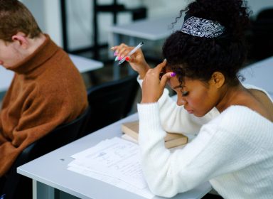 Comment aider votre enfant à gérer son stress pendant les examens ? ‍