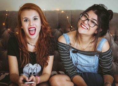 « Cheh » : définition d’une moquerie venue d’ailleurs 