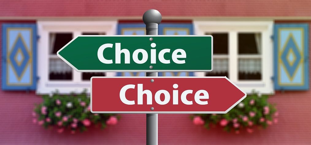 panneaux qui vous demande de faire des choix