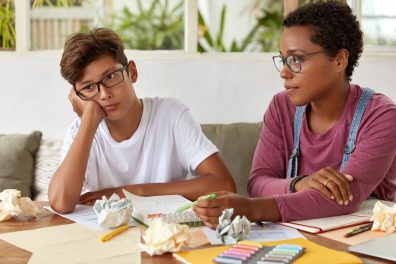 Comment réconcilier son enfant avec le français ? 
