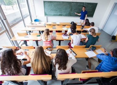 Cinq raisons de pousser votre enfant à prendre une option au lycée ️