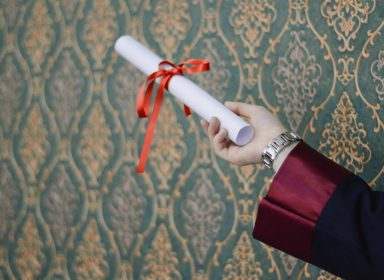 Comment récupérer le diplôme du bac de votre ado ? ‍