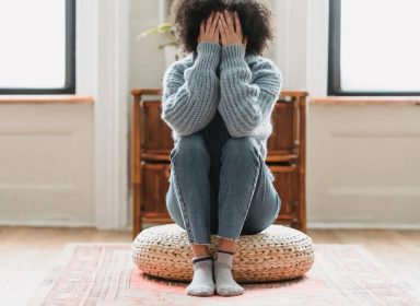 Dico des parents : ça veut dire quoi « bader » ? 