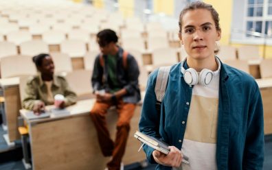Quelles écoles ou formations mon ado peut-il faire sans le bac ?  ‍