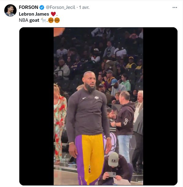 Lebron James pendant un avant-match