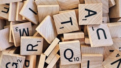 Piqûre de rappel : la nature des mots (adjectifs, adverbes, noms…) ️
