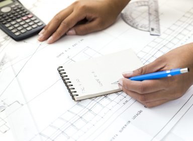 Piqûre de rappel : la factorisation et le développement 